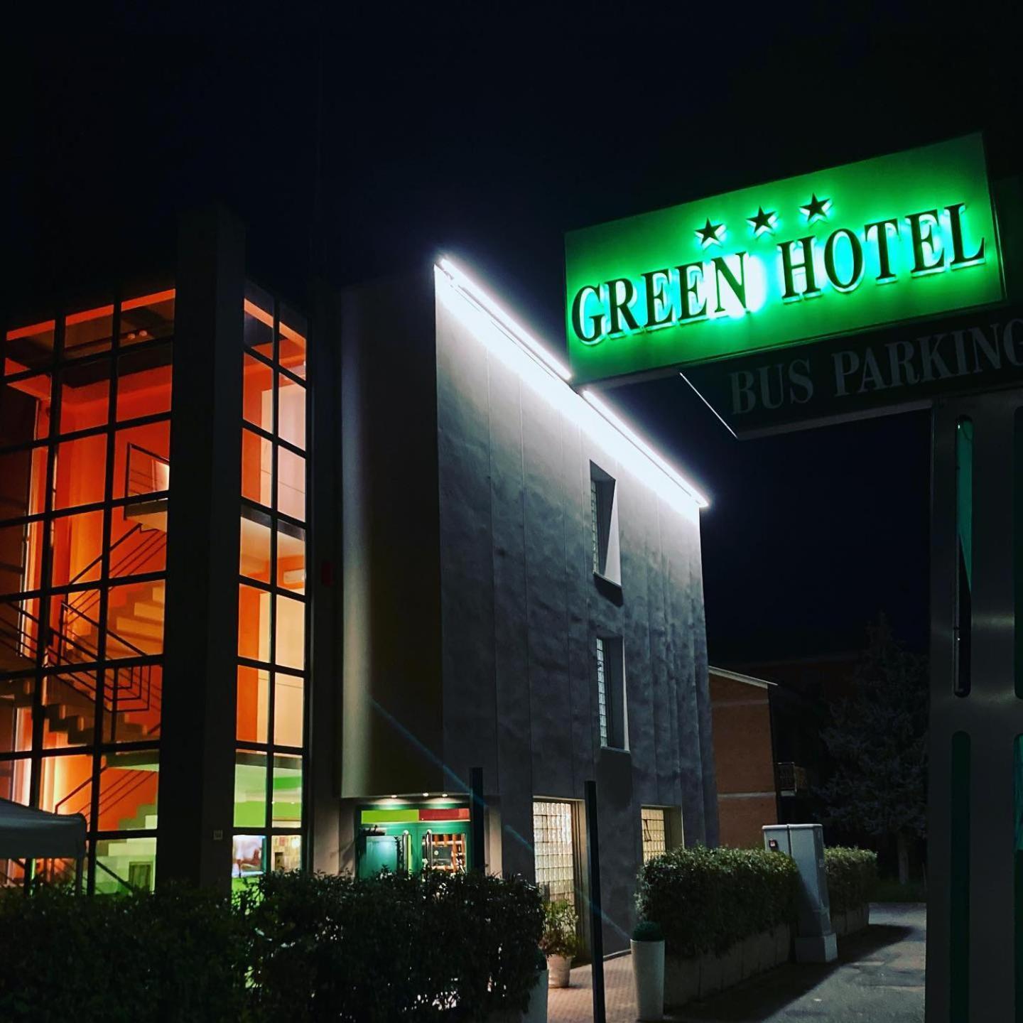 Green Hotel Poviglio  Buitenkant foto