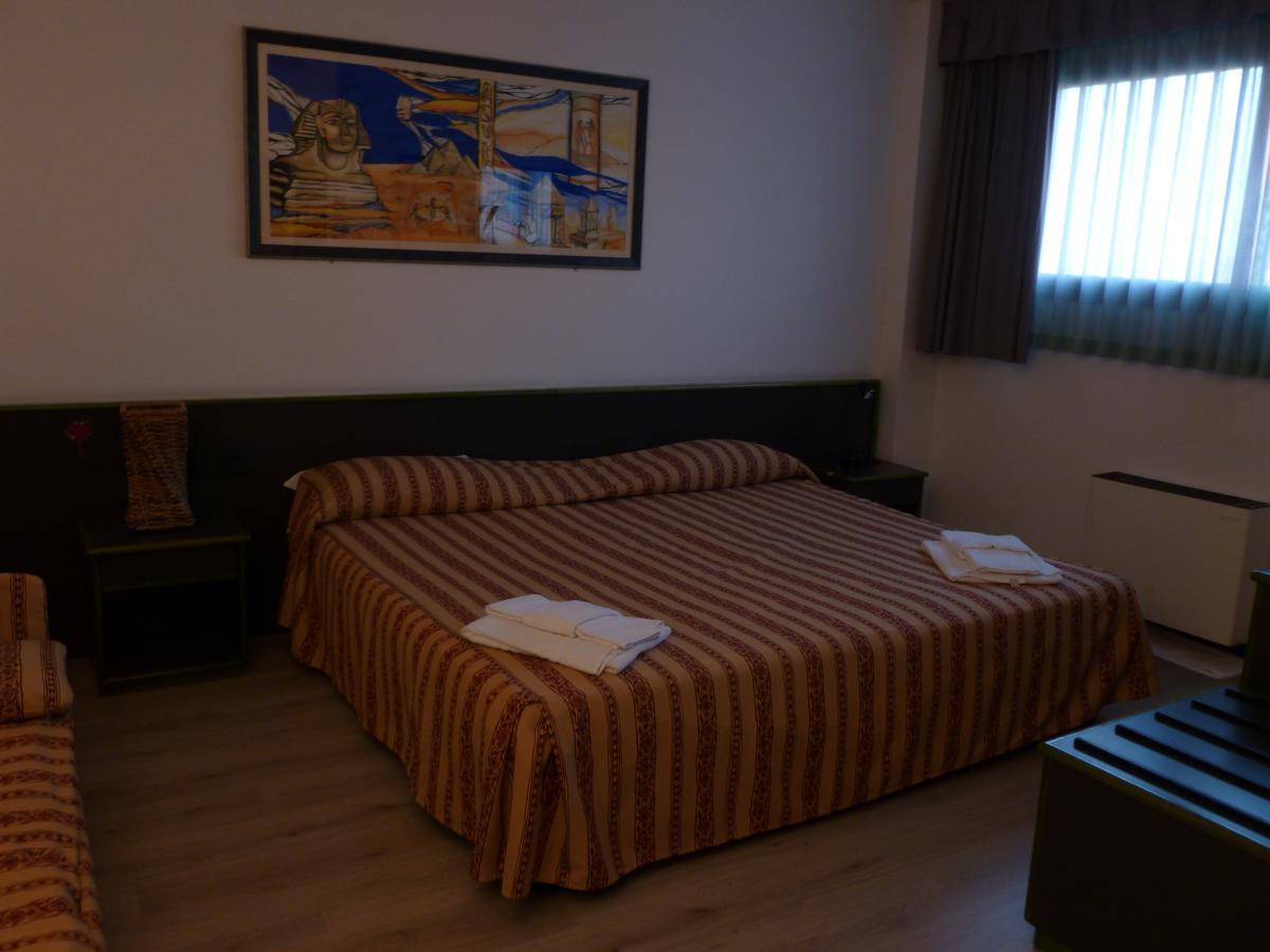 Green Hotel Poviglio  Buitenkant foto