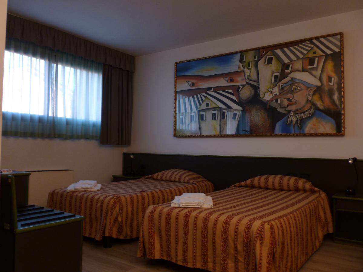 Green Hotel Poviglio  Buitenkant foto